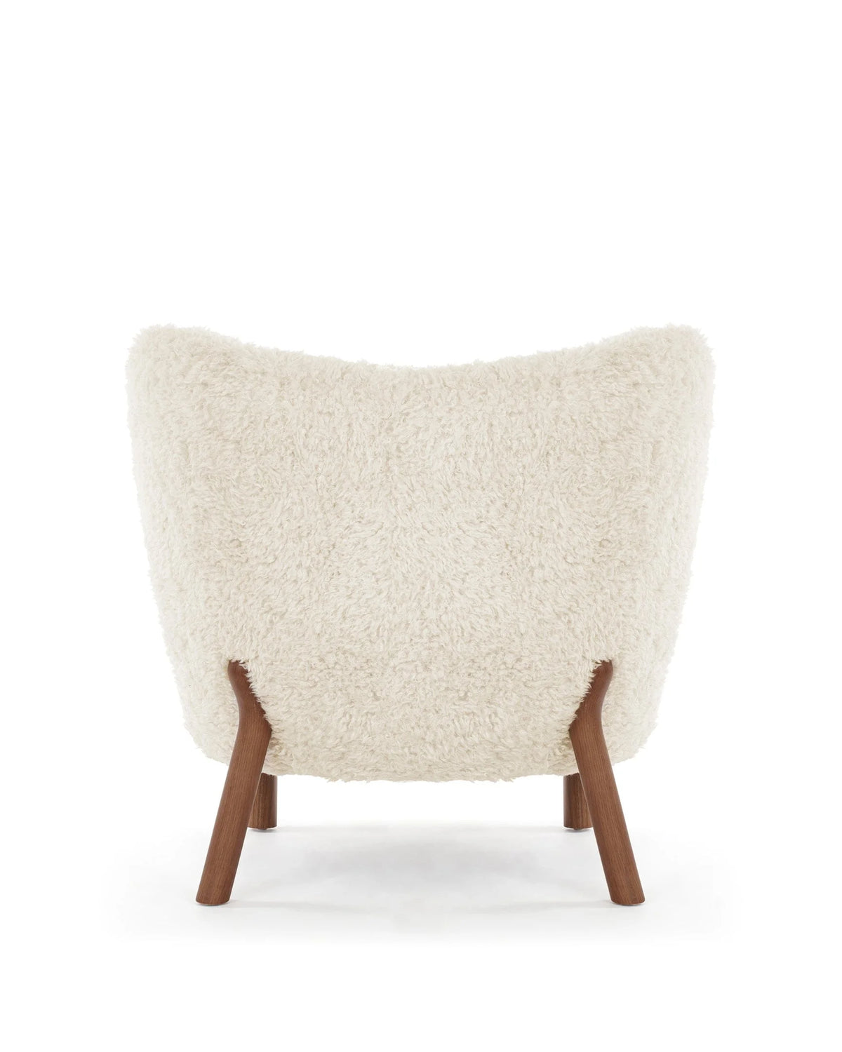 Petral 38™ lounge chair | winged back - chairs 38 | designer | madorne