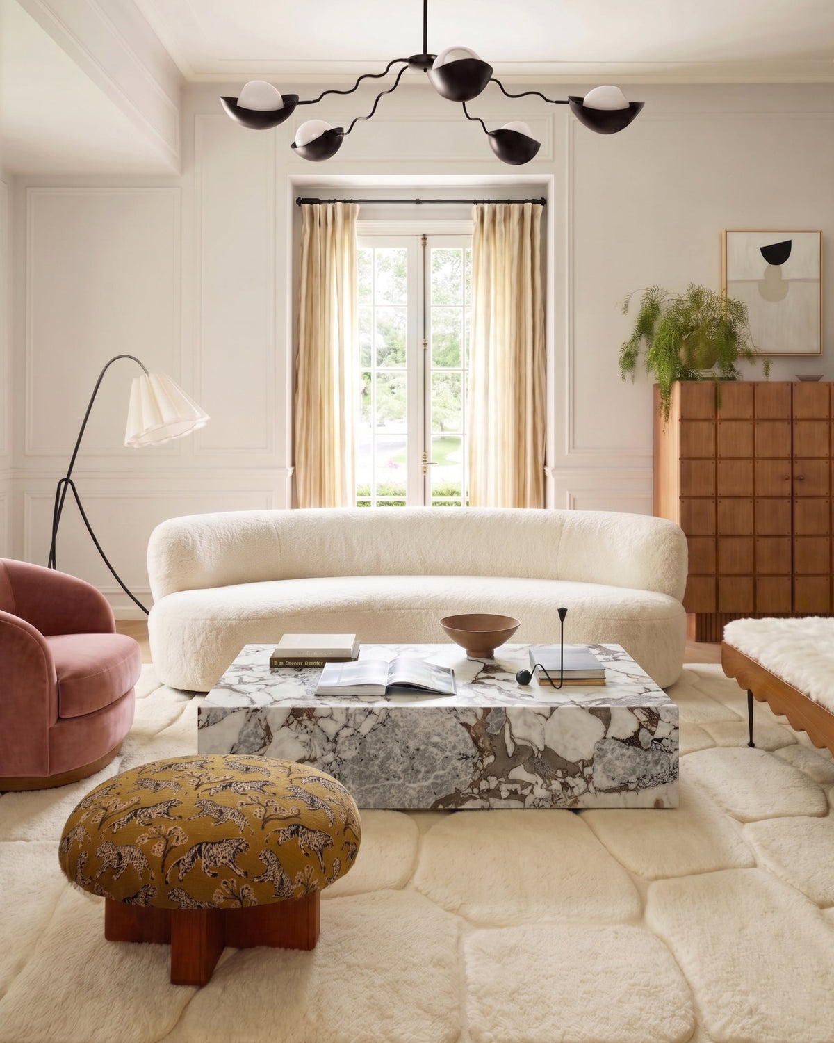 Plyn grande concrete™ coffee table | stone-effect finish - tables concrete | madorne