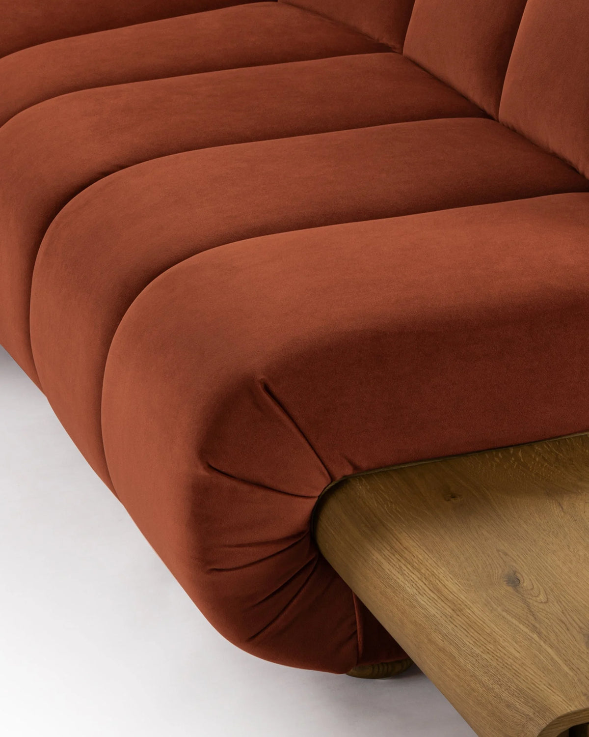 Rivage™ large right-corner sectional | walnut detail - sectionals rivage | sofa | madorne