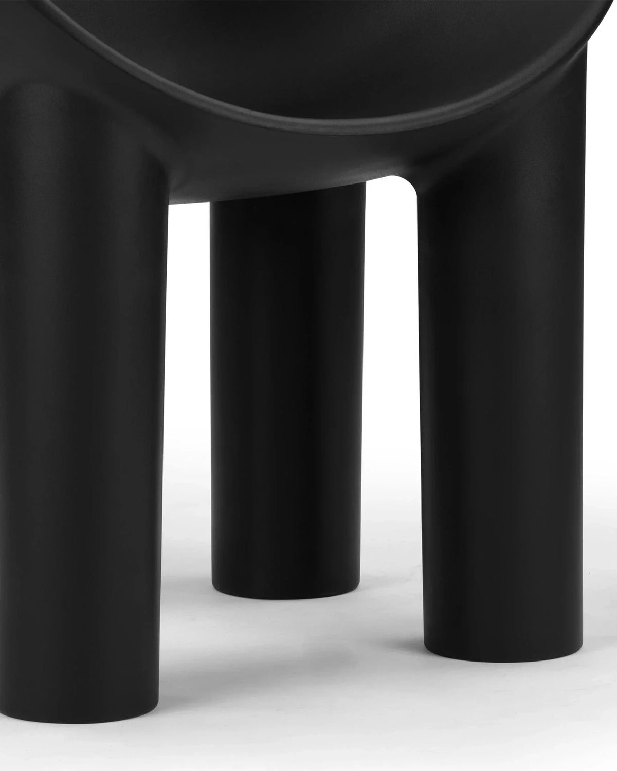Roly 14™ indoor/outdoor dining chair | black - outdoor chairs 14 | madorne
