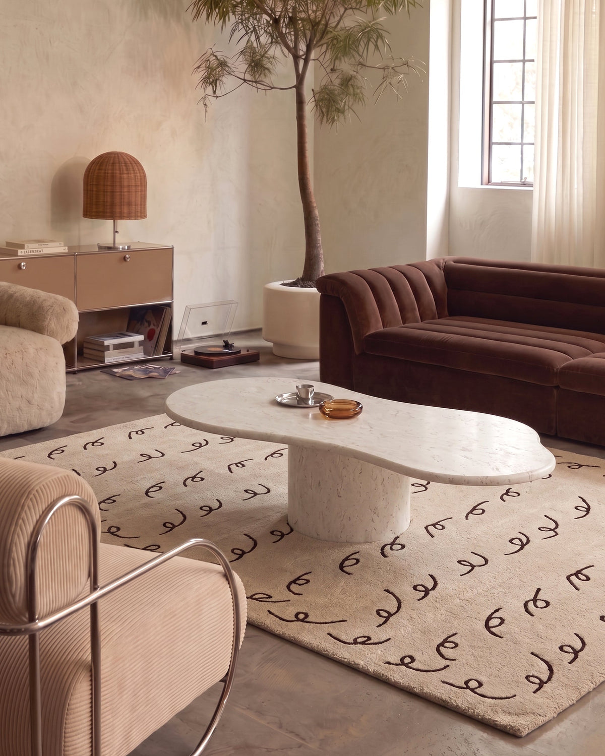 Script™ Wool Rug | Beige Linework