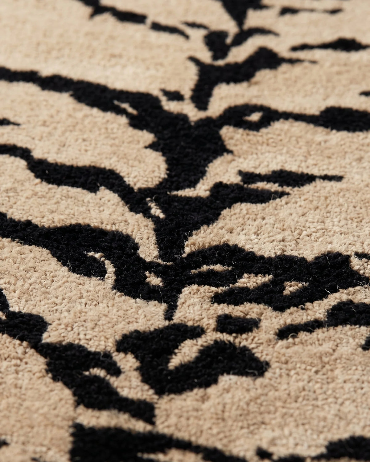 Tigris™ Wool Rug | Sand and Black
