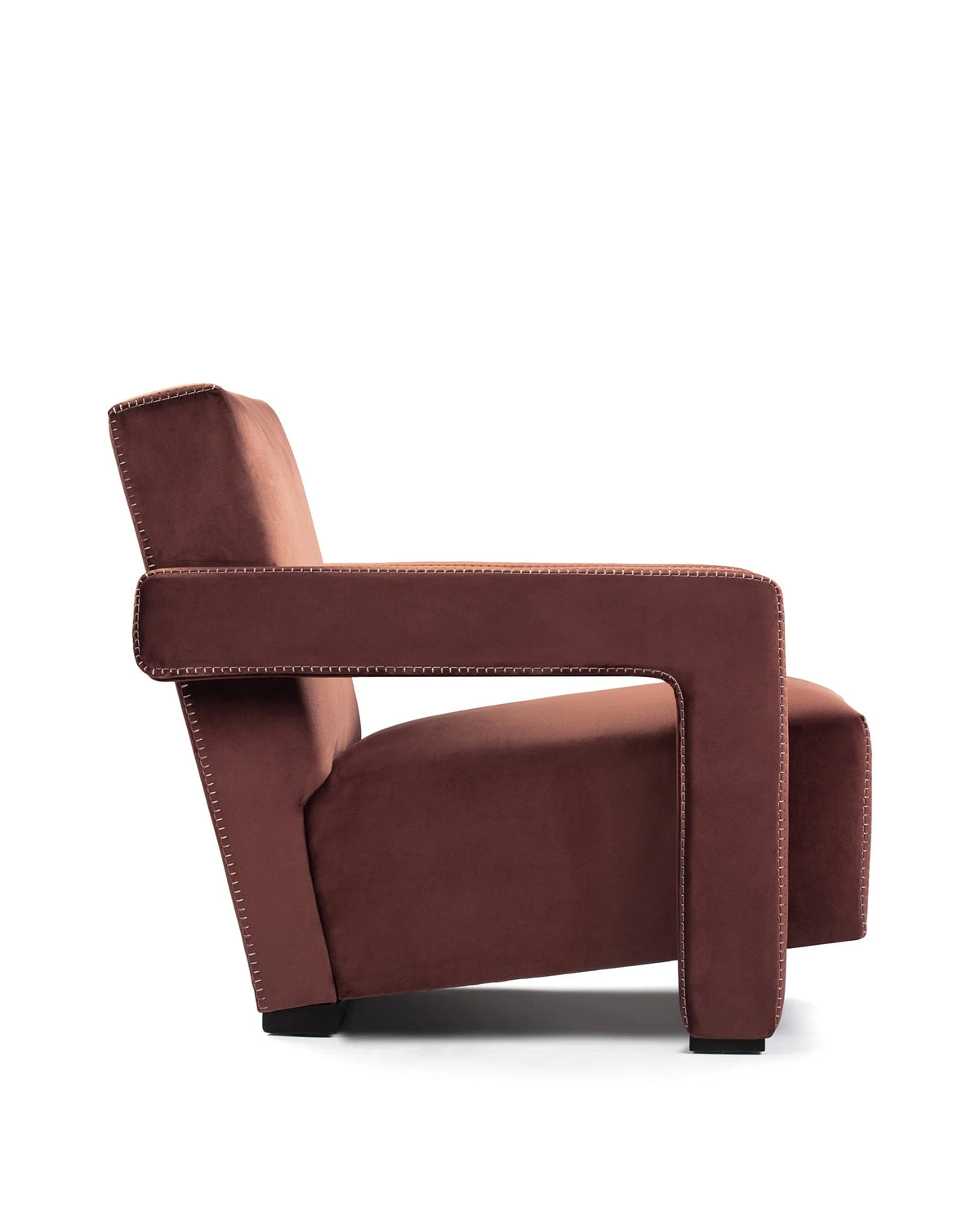 Utra 35™ lounge chair | geometric arms - chairs 35 | madorne