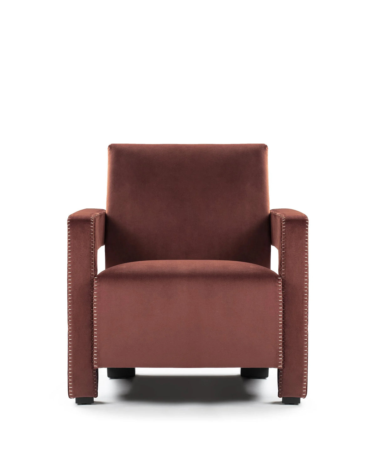 Utra 35™ lounge chair | geometric arms - chairs 35 | madorne