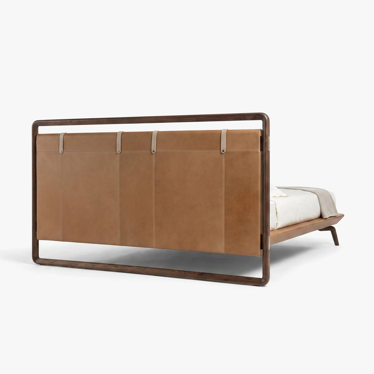Volo 21 Leather and Wood Bed Frame – detail view 6